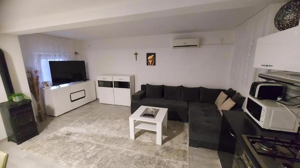 Apartments Antonio Rogoznica  Extérieur photo