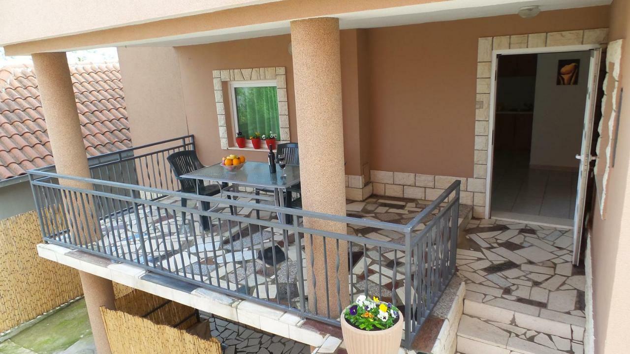 Apartments Antonio Rogoznica  Extérieur photo
