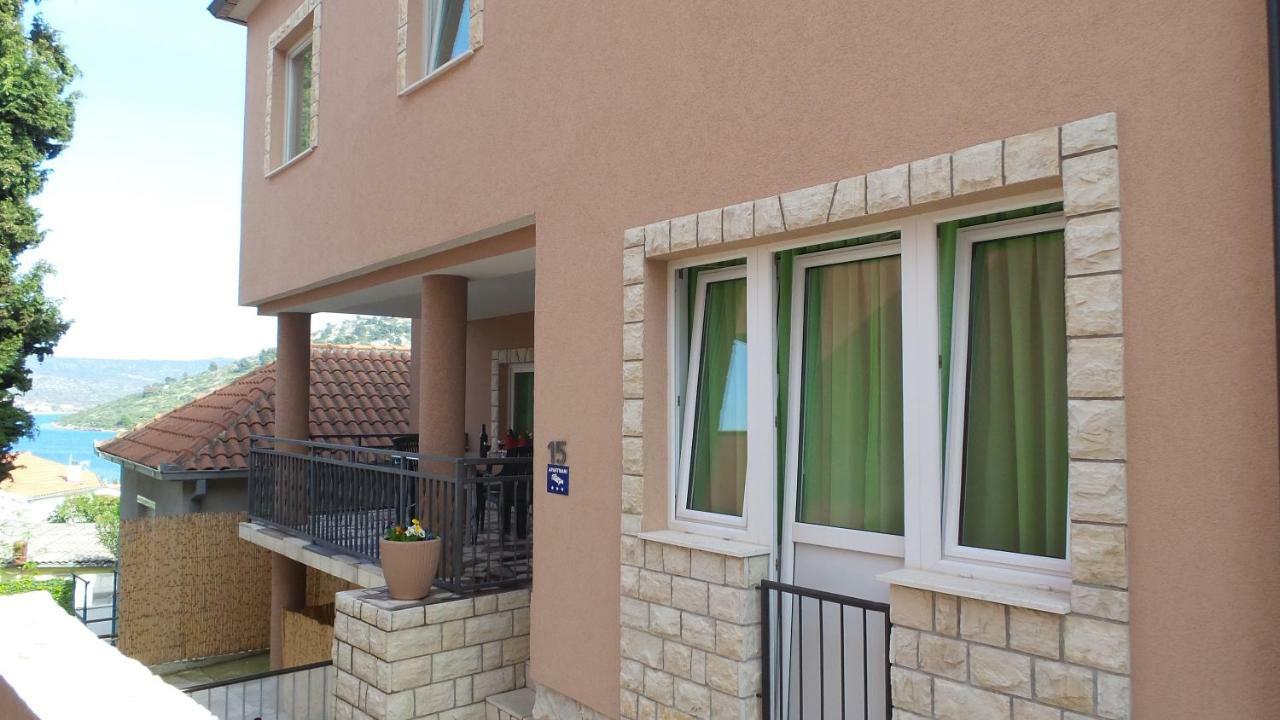 Apartments Antonio Rogoznica  Extérieur photo