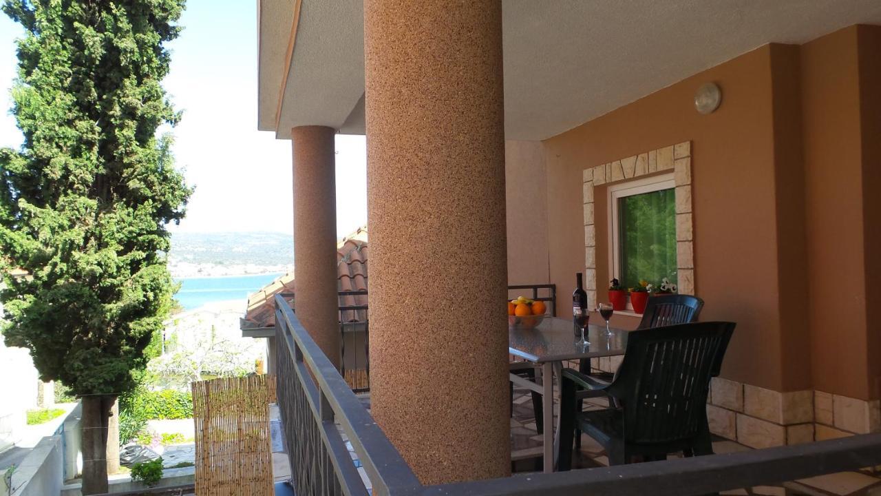Apartments Antonio Rogoznica  Extérieur photo